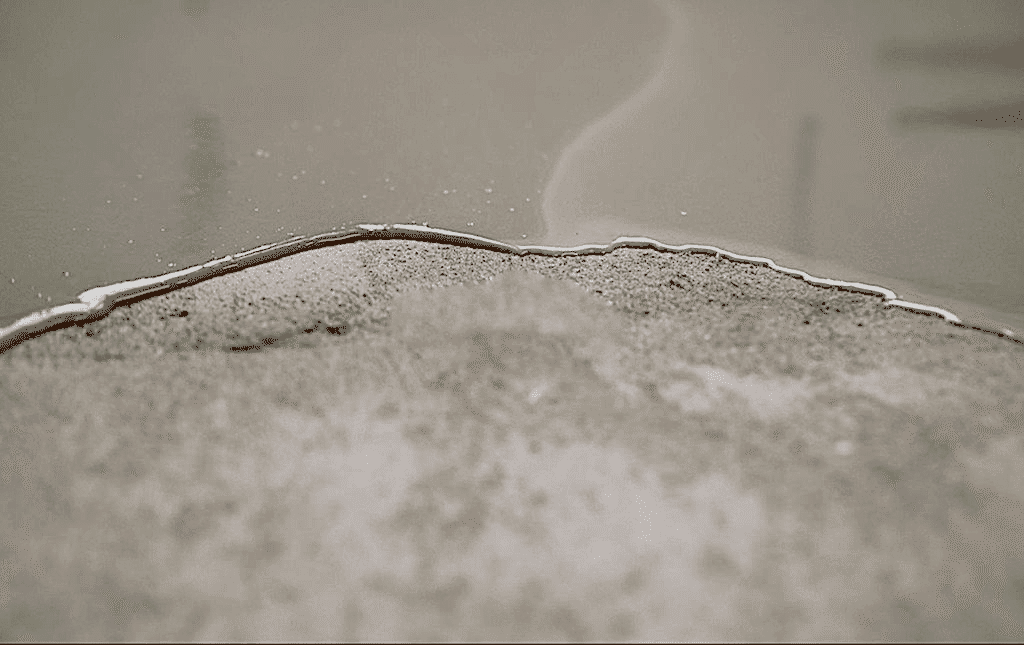 Self levelling şap uygulaması sırasında döküm işlemi